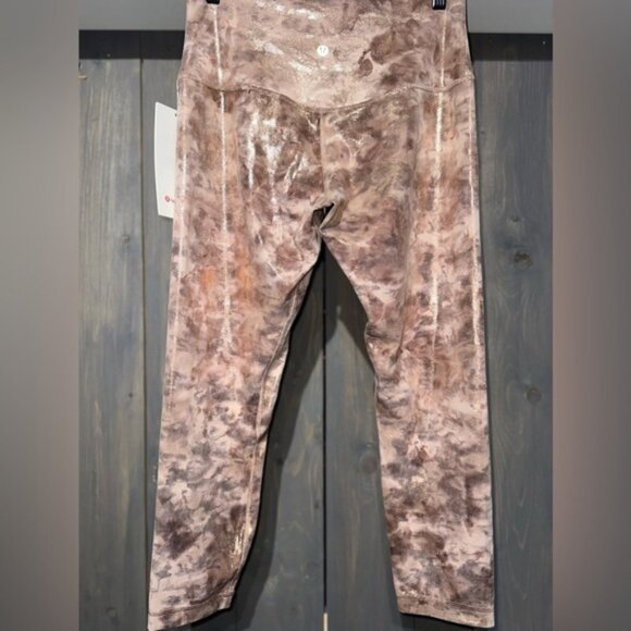 Lululemon - High rise Align Shine 23” NWT - Picture 2 of 5